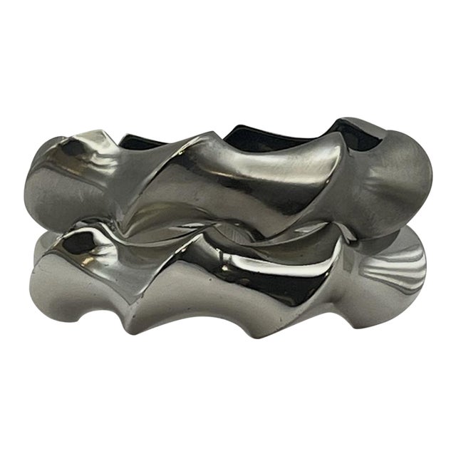 Contrasting Pinched Wave Silver Tone Hinged Bangle Set Sculptural For Sale
