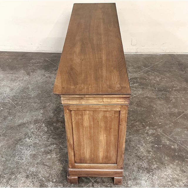 Mid 19th Century 19th Century French Louis Philippe Period Walnut Buffet ~ Enfilade ~ Credenza For Sale - Image 5 of 18