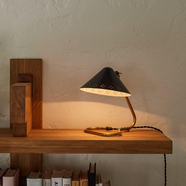 Mid-Century Modern 1950s Erik Warna 'Gk14' Black and Brass Perforated Shade Table Lamp For Sale - Image 3 of 18