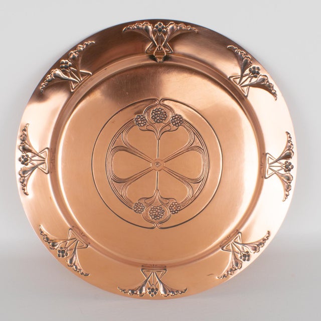 Art Nouveau Copper Platter Tray With Floral Design, 1910 For Sale - Image 9 of 10