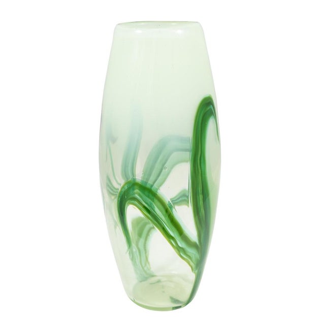 Art Nouveau Bohemian Glass Flower Vase in Green - Red from Johann Loetz Witwe, 1900s For Sale - Image 3 of 7
