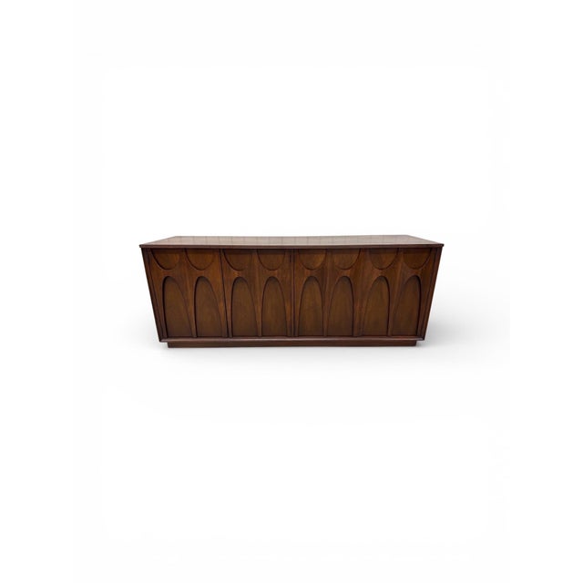 1960s 1960s Mid-Century Modern Broyhill Brasilia Walnut Sideboard, Attributed For Sale - Image 5 of 8