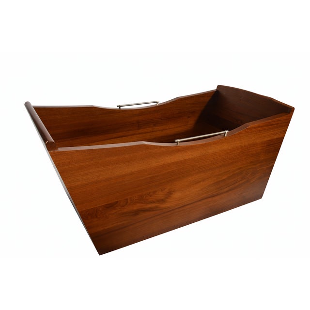 This beautiful mahogany bathtub from Bath in Wood of Maine is a modern take on the Japanese Ofuro tradition, with brushed...