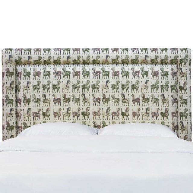 This headboard puts a priority on your comfort—as well as your bedroom décor. With clean lines and fresh fabric options,...