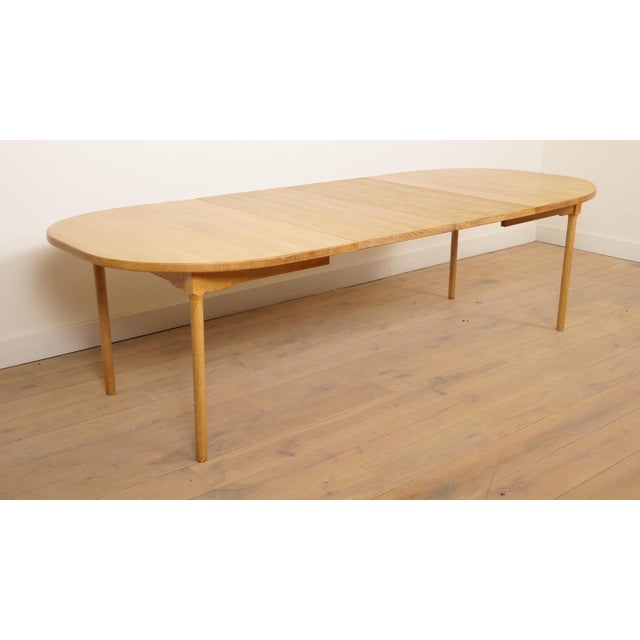 Vintage Oval Extendable Dining Table in Oak, 1960s For Sale - Image 3 of 18