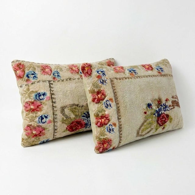 Mid-Century Modern Bohemian Kilim Lumbar Pillow Cover 16'' X 24'' - Set of Two For Sale - Image 3 of 4