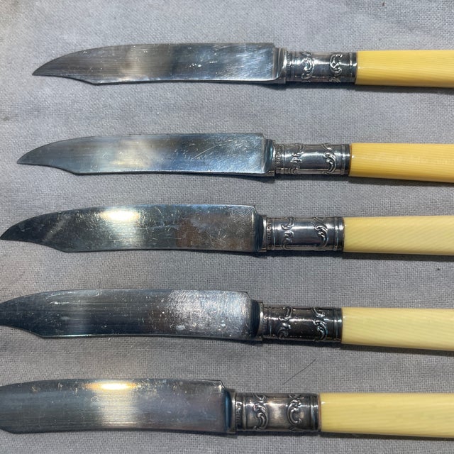 Antique Daniel Low & Co. oTable Knives – Set of 6 Vintage Celluloid Handle Flatware, Silverplate Bolsters, Salem Ma For Sale - Image 11 of 11