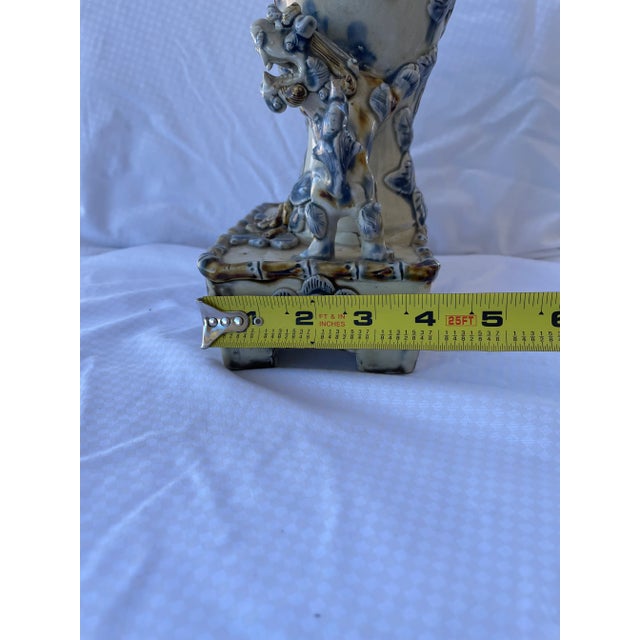 Mid 20th Century Blue and White Asian Foo Dogs Ceramic Vase For Sale - Image 11 of 13
