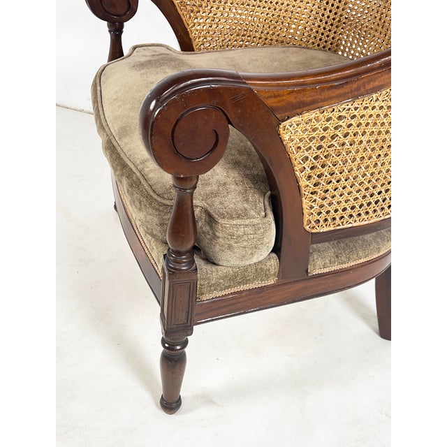 Traditional English Regency Style Library Bergere in Mahogany and Cane For Sale - Image 3 of 8