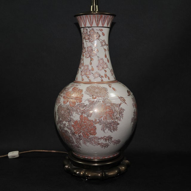 Early 20th Century Vintage Asian Chinoiserie or Kutani-Style Pheasant Floral Vase Lamp For Sale - Image 5 of 9