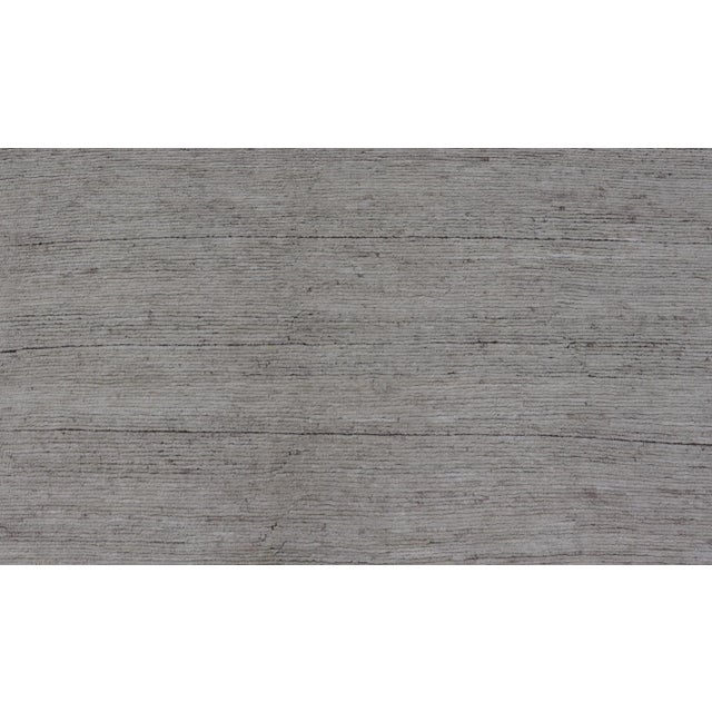 Minimalist Modern Rug With Subtle Horizontal Lines Rug by Keivan Woven Arts For Sale - Image 10 of 12