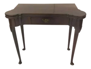 English Mahogany Queen Anne Pad Foot Table Side Table
