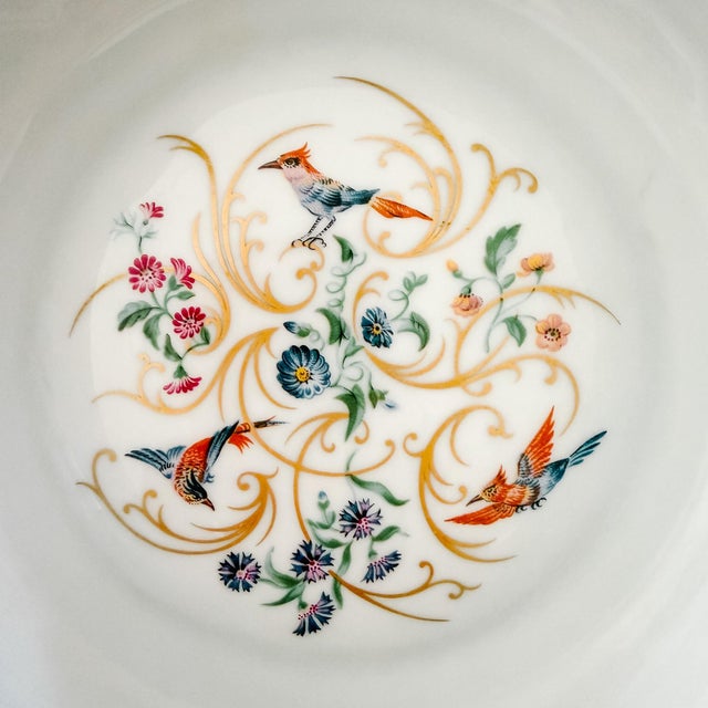 Mid 20th Century Large Vintage French Limoges Porcelain Ashtray With Birds of Paradise & 22k Gold Gilding For Sale - Image 5 of 12
