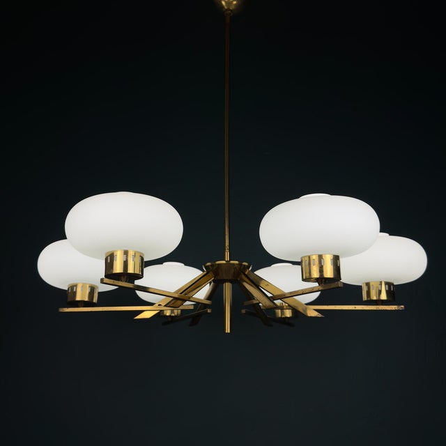 Mid-Century Brass and Opaline Glass Chandelier from Stilnovo, Italy, 1970s For Sale - Image 4 of 18