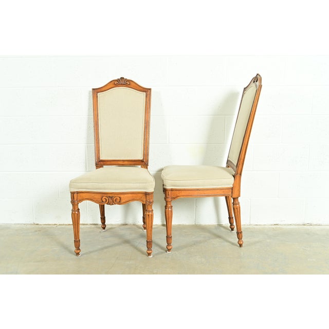 Baker Furniture Style French Regency Louis XVI Carved Walnut Dining Chairs, Set of Six For Sale In South Bend - Image 6 of 14
