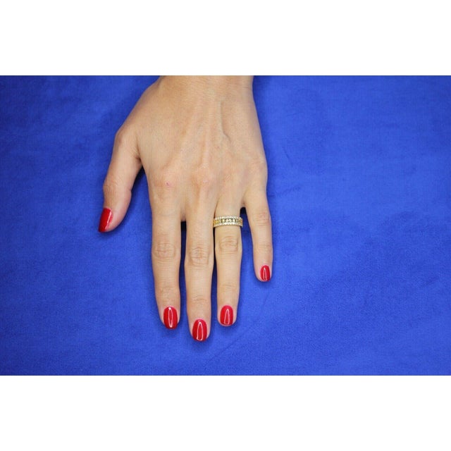 Gold Diamond Flower Nature Floral Flora Prong Set Eternity Wedding Band 18 Karat, Size 5.5 For Sale - Image 8 of 10