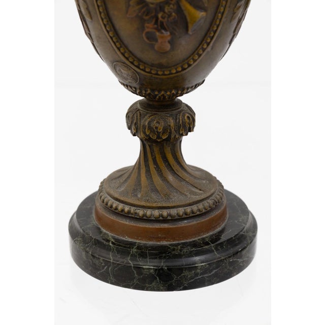 Hollywood Regency Hollywood Regency Bronze French Lidded Urn With Handles on Marble Base C. 1950s For Sale - Image 3 of 6