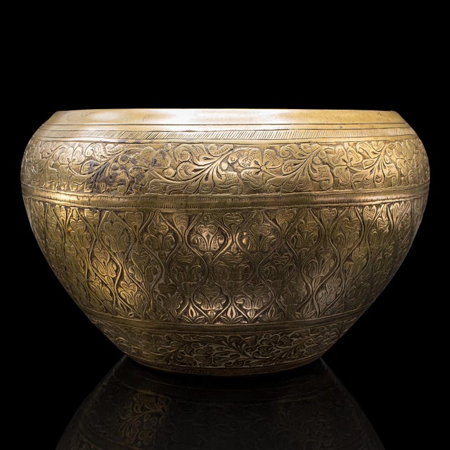 Vintage Offering Bowl, South East Asian, Brass, Jardiniere Pot, Art Deco, c.1930 For Sale - Image 4 of 8