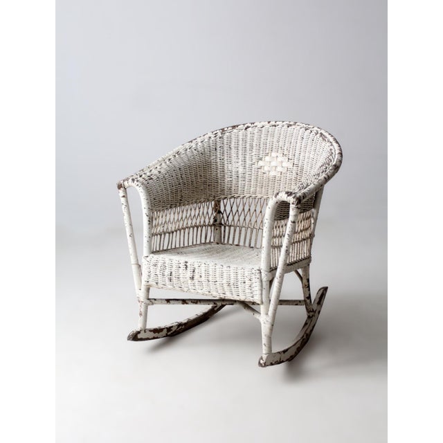 Early 20th Century Antique American White Wicker Rocking Chair For Sale - Image 5 of 14