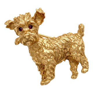 1980s 14k Yellow Plum Gold Terrier Brooch With Ruby Eyes For Sale