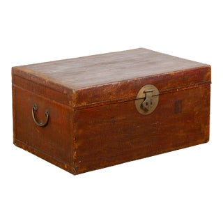 Early 20th Century Reddish Brown Leather Bound Trunk or Coffee Table with Brass Hardware For Sale