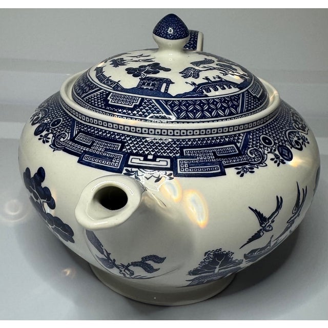Vintage Blue Willow Teapot – Made in England Cobalt Transferware For Sale In Houston - Image 6 of 9