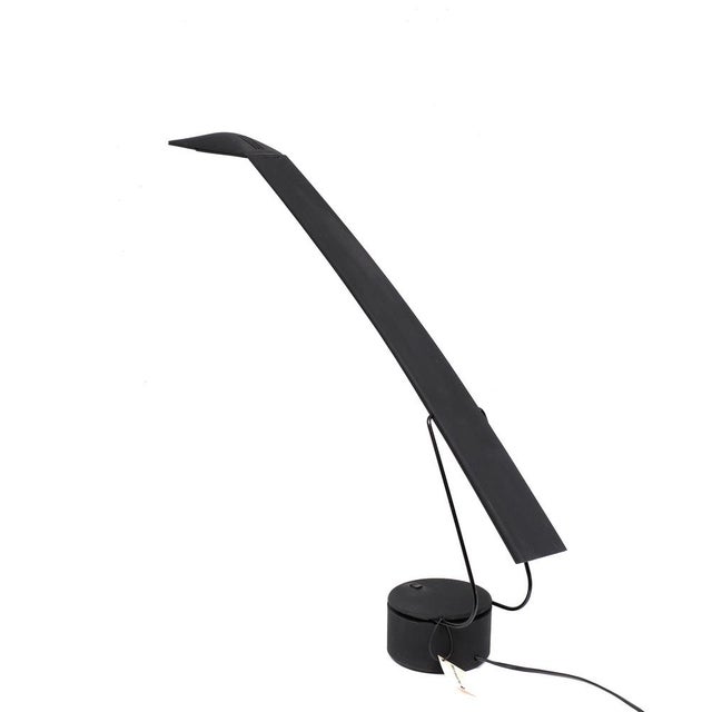 The Dove table lamp is a fine example of an articulated table lamp of the 80s. A fine and simple post modern design by...