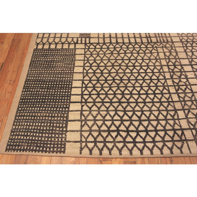 Nazmiyal Collection Geometric Modern Brown and Cream Rug For Sale In New York - Image 6 of 6