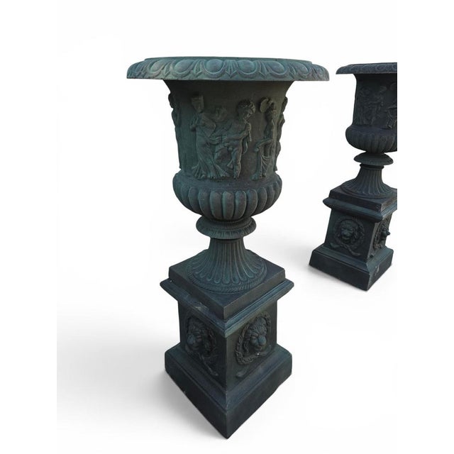1990s Patinated Iron Garden Urns, Italy, 1990s, Set of 4 For Sale - Image 5 of 8