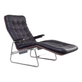 Bauhaus Leather and Chrome Model Fenix Chaise Lounge by Sam Larsson for Dux, 1960s For Sale