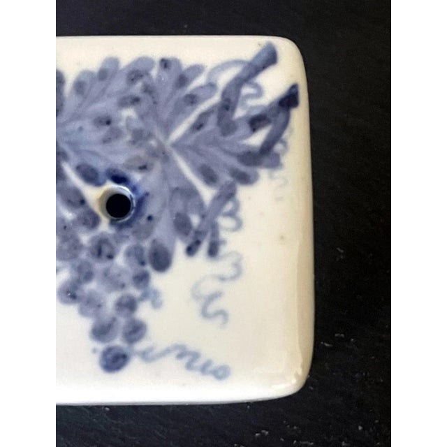 Ceramic Mid 19th Century Korean Joseon Dynasty Ceramic Water Dropper For Sale - Image 7 of 10