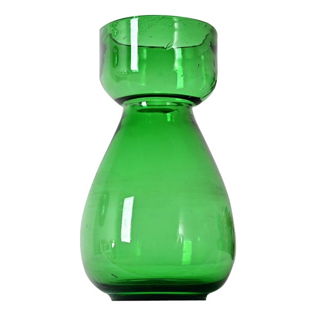 Victorian 19th Century Green Glass Hyacinth Vase For Sale