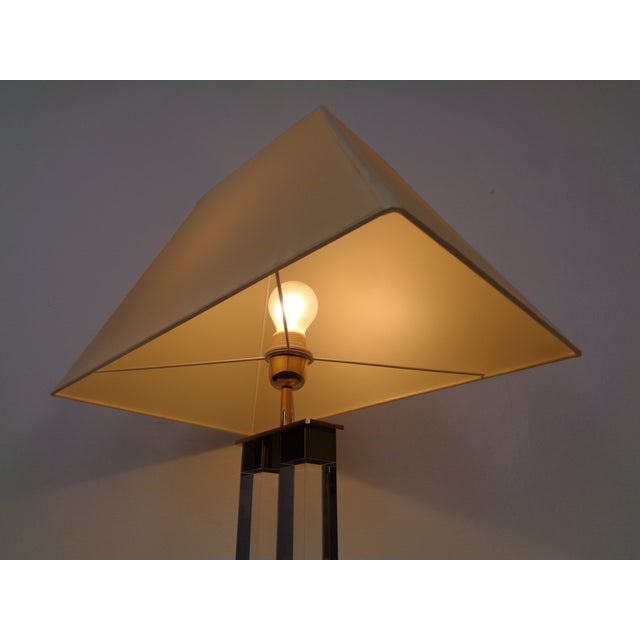 Hollywood Regency Acrylic Glass & Brass Table Lamp, Italy, 1970s For Sale - Image 12 of 16
