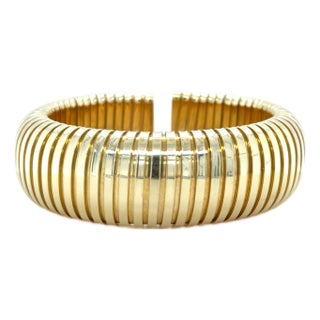 Late 20th Century Sidney Garber, 18k Yellow Gold Tubogas Domed Cuff Bracelet For Sale