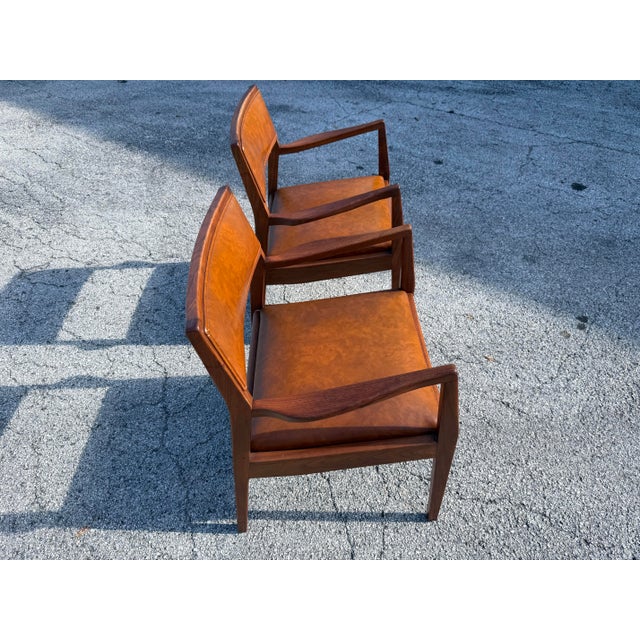 Mid-Century Modern Jens Risom Model C140 "Playboy" Walnut Armchairs - A Pair For Sale - Image 9 of 10