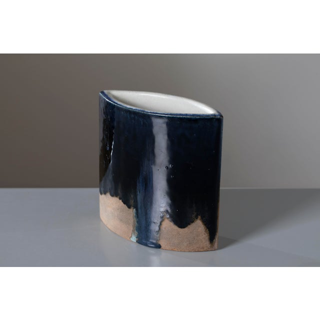 Sculptural Elliptical Stoneware Vase by Bruno Gambone, Italy, 1980s For Sale - Image 9 of 10