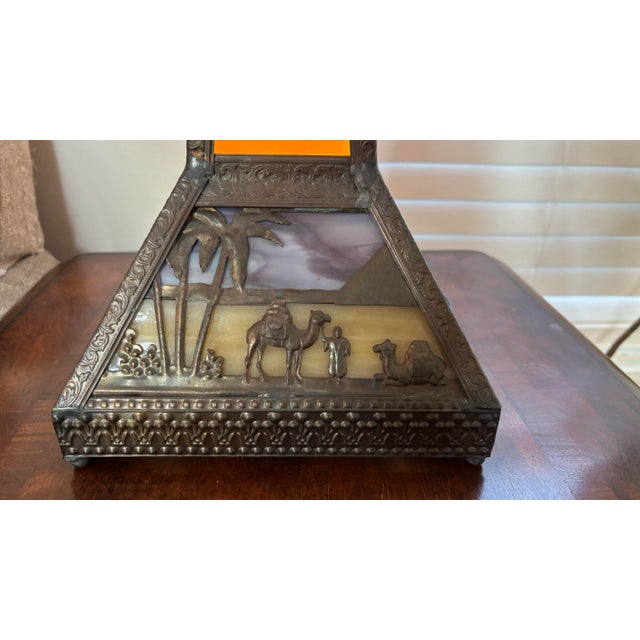 1920s Antique Meyda Arts & Craft Camel Mission Pyramid Egypt Slag Glass 3 Switch Lamp For Sale In Chicago - Image 6 of 12