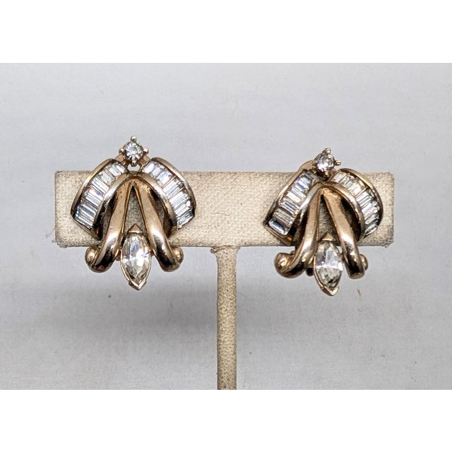 Pennino Vintage 1950s Signed Pennino Goldtone & Clear Rhinestone Clip Earrings-2 Pieces For Sale - Image 4 of 7