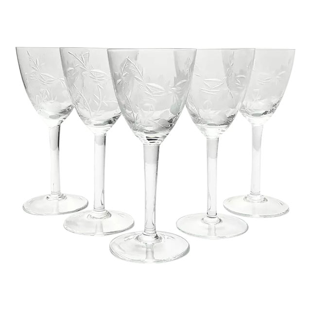 1940s Vintage Set of 5 Etched Rose Floral Wine Glasses For Sale
