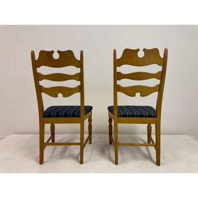 Vintage Razorblade Dining Chairs in Oak by Henning Kjaernulf, 1960s, Set of 6 For Sale - Image 6 of 17