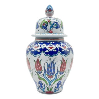Handmade Ceramic Small Lidded Vase (20cm) – “Küpecik” Form with Colorful Tulips – Elegant Tabletop Accent For Sale