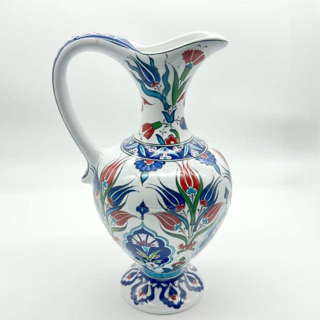 Handmade Ceramic “Lion’s Mouth” Pitcher (30cm) – Aslan Agzı Ewer – Classic Red Tulips Vase For Sale - Image 11 of 11
