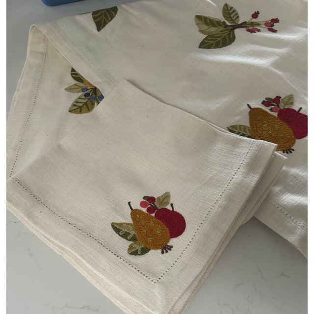 American Vintage Williams Sonoma Pears and Apples Linen Table Runner and Napkins Set- 5 Pieces For Sale - Image 3 of 9