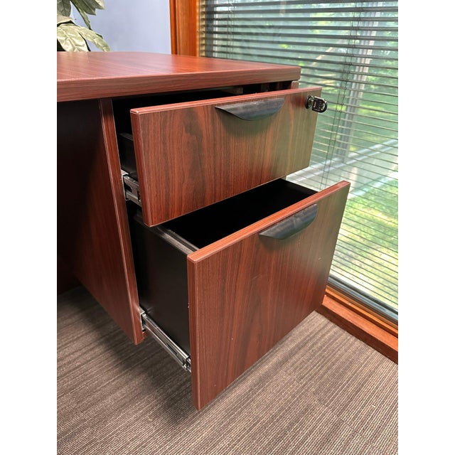 L-Shaped Executive Office Desk With Drawers For Sale In New York - Image 6 of 6