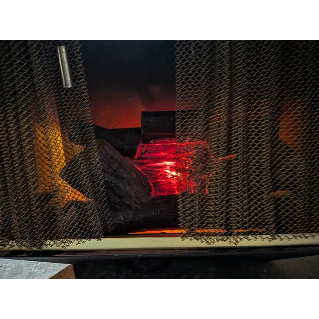 Mid 20th Century Fireplace With Logs and Flame For Sale In Rochester - Image 6 of 10