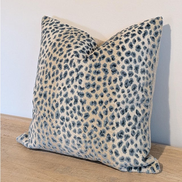 Traditional Cowtan & Tout Ocelot Azure Cut Velvet Pillow - Single For Sale - Image 3 of 5