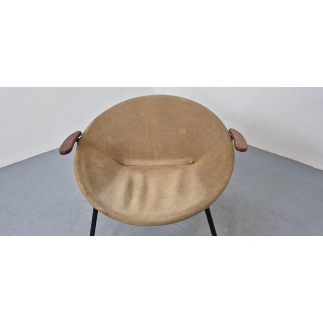 Sueded Balloon Chair by Hans Olsen for Lea Furniture, Denmark, 1950s For Sale - Image 13 of 18