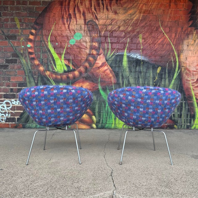 Mid 20th Century Pair of Arne Jacobsen Pot Chairs For Sale - Image 5 of 12