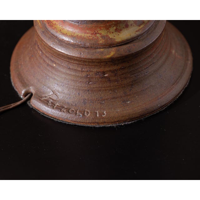 Mid-Century Signed Petzold Studio Pottery Ceramic Lamp (1973) For Sale In Sacramento - Image 6 of 9