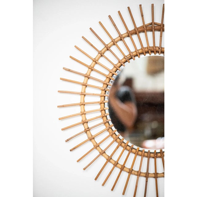 Tan French Mid-Century Sunburst or Starburst Mirror of Bamboo & Rattan (Dia 27 3/8) For Sale - Image 8 of 11